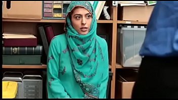 Play يمارس الجنس مع فيلم مثير سيئة الغراب Xnxx باللغة العربية