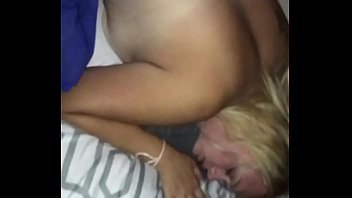 Play الجنس المجنون مع أحد الهواة اخترقها مصور Xxx