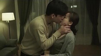 Play أفلام Xnxx مع فيديو لنساء مع كسس يمارسن الجنس في المؤخرة