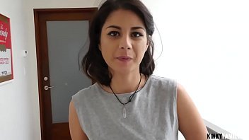 Play يمارس القزم المراهق الجنس المتشددين حتى تمتلئ