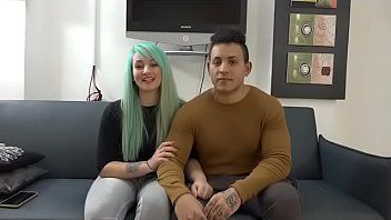 Play الفتاة المراهقة والمثيرة تمارس الجنس المتشددين مع حبيبها الموهوب