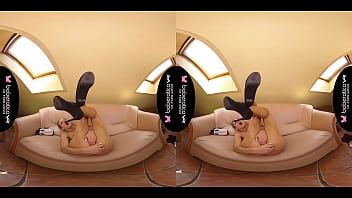 Play الفتاة ذات الهرة الصغيرة ساخنة جدًا