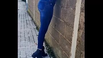 Play Braless الهواة الكسيس بلاك جاذبية المشي في ال