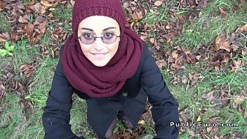 Play أفلام Xxx مع روميني يأخذ عشيقته في الغابة لتفجيرها