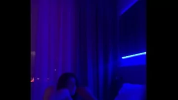 Play التعري الحسي لريتا فوكس في سن المراهقة الساخنة والإشارة بالإصبع الحميمة