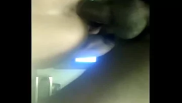 Play مصير لاتينا في لقاء بين الأعراق لا ينسى مع الديك الأسود