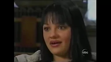 Play فاتنة شقراء تحصل على عصابة ومارس الجنس بشدة: البحث عن الحب في جميع الأماكن الخاطئة