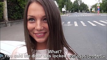 Play مراهق يمارس الجنس في الشارع Xxx مع ألماني مثير